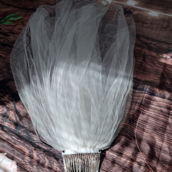 Wedding veil with 3 layers read description! - Picture 3 of 10